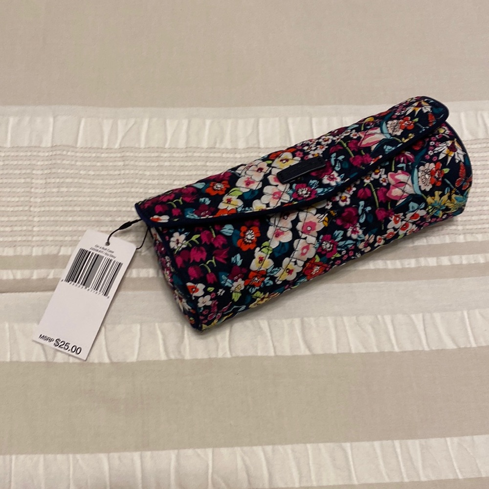 NWT Vera Bradley On a Roll Case